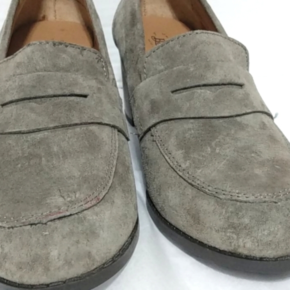 G.H. BASS CO. GRAY SUEDE OXFORD PUMPS SIZE 7.5 - Picture 9 of 12